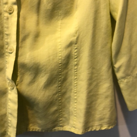 Celery green blouse - Picture 2 of 2